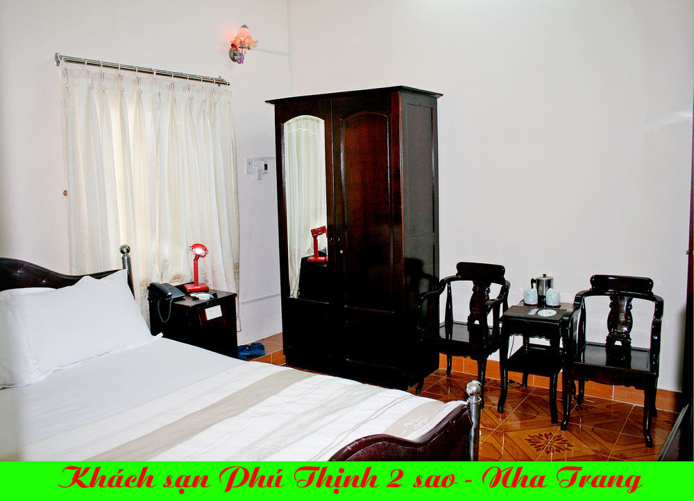 Oyo 563 Phu Thinh Hotel Nha Trang Bagian luar foto